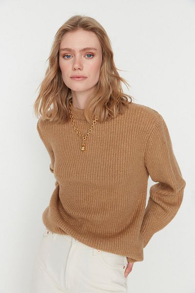 Trendyol Collection Основен трикотажен пуловер Camel Wide Fit Soft Texture TWOAW20FV0142