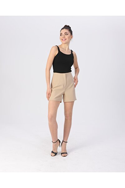 purple pi شورت نسائي قصير بخصر عالٍ ومخيط من الأمام باللون البيج