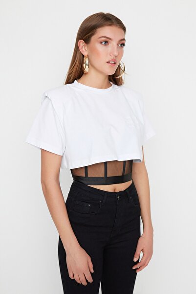Trendyol Collection X Sagaza Studio Weiße Korsett-Bluse mit detaillierten Details TPRSS22BZ00005
