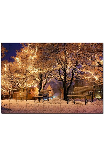 Cakapuzzle Yılbaşı Işıklarıyla Süslü Ağaçlar Ve Karlı Banklar 1000 Parça Puzzle Yapboz Mdf (ahşap)