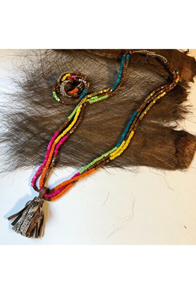 AGG TASARIM Pembe Renkli Boncuklu Uzun Püsküllü Deri Kolye