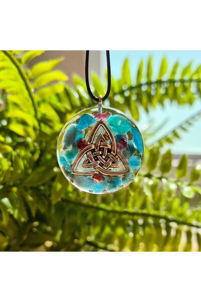 Singincraft Apatit - Triquetra Orgonit Kolye (EL YAPIMI TASARIM ÜRÜNLER)