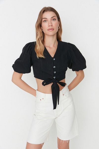 Trendyol Collection Black Belted Blouse TWOSS21BZ1261