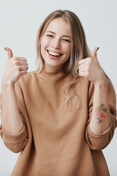 Artikel Gül Ve Kelebek Geçici Dövme