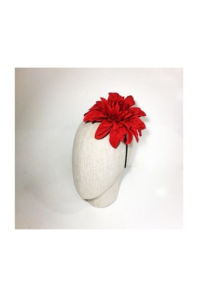 Eva Flore Red Star Flower Crown