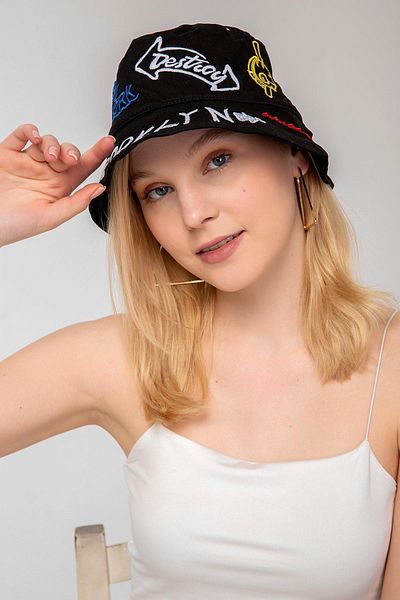 Saria Moda Black Embroidered Bucket Hat