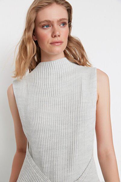 Trendyol Collection Gray Belted Knitwear Sweater TWOAW22BZ0008