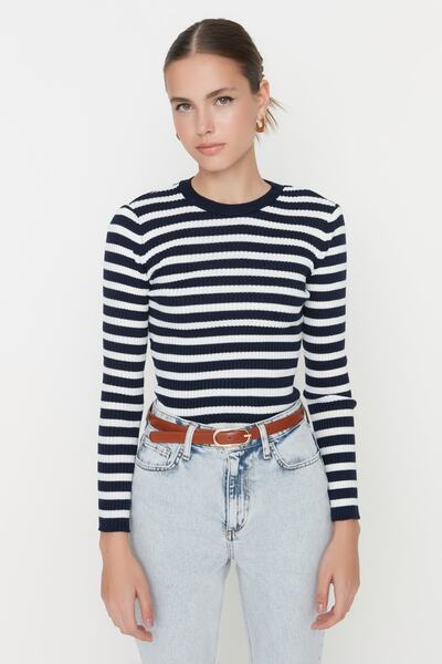 Trendyol Collection Navy Basic csíkos kötöttáru pulóver TWOAW21KZ0942