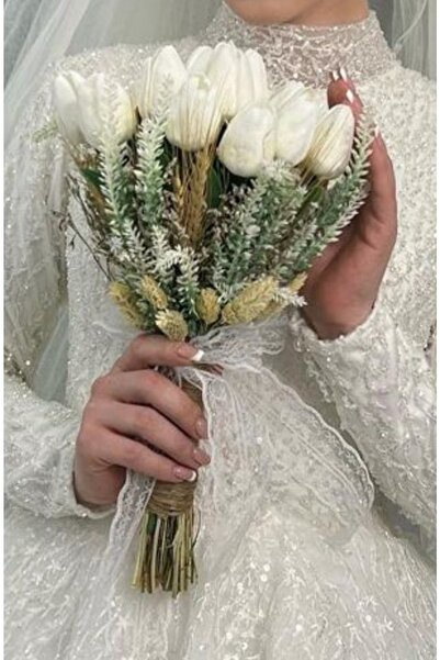 Botanikelbuketleri Beyaz Lavantalı Ve Islak Laleli Gelin Çiçeği