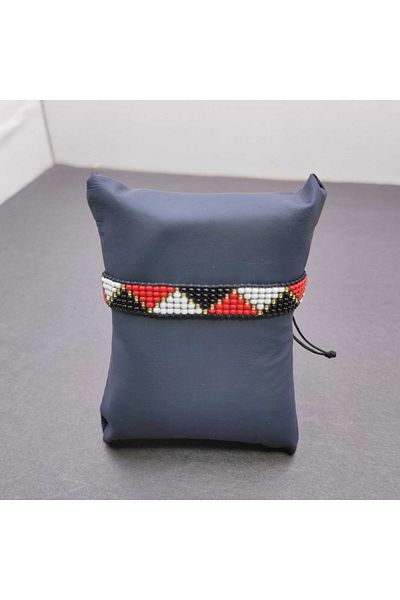 ALTUNTAŞ Triangle Pattern Bracelet