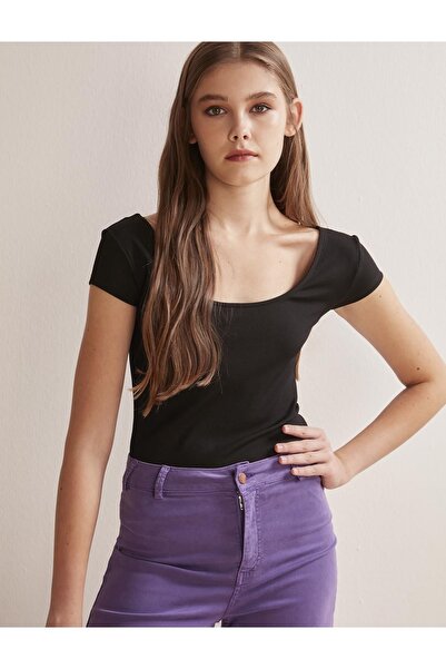 Jimmy Key Női fekete Slim Fit négyszögletes galléros rövid ujjú blúz