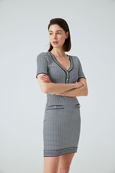 JOIN US Λεπτομερές ριγέ φόρεμα με κουμπιά V