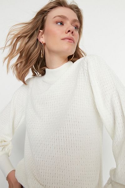 Trendyol Collection Ecru Stand Collar Knitwear Svetr TWOAW21KZ0817