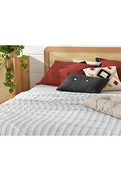 English Home Fine Lines Yarn Painted Viscose Single Pique 150x220 Cm Dark Blue - White