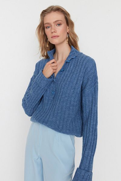 Trendyol Collection Pulover de tricotaje albastru cu textură moale, cu tăiere largă, cu guler vertical TWOAW21KZ0783