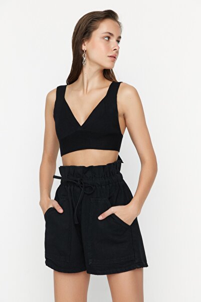 Trendyol Collection Černé džínové šortky s elastickým pasem a vysokým pasem TWOSS22SR00126