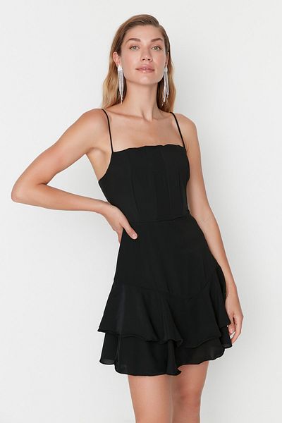 Trendyol Collection Černé A-Line Kostice Detailní Tkané Krátké večerní šaty Noční šaty pro návrat domů TPRSS22EL00065