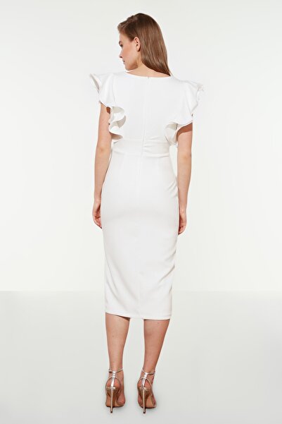 Trendyol Collection Νυφικό βραδινό βραδινό φόρεμα με επένδυση εκρού TPRSS20EL2661