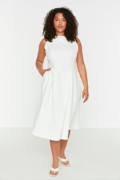 Ecru Women Plus Size Clothing Styles, Prices - Trendyol