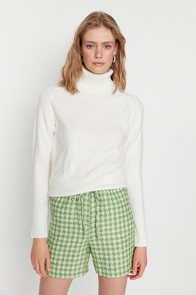 Trendyol Collection Ecru Soft Textured Basic Knitwear Sweater TWOAW21KZ1343