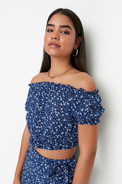 Trendyol Collection Bluză Albastru Guler Carmen TWOSS22BZ0811