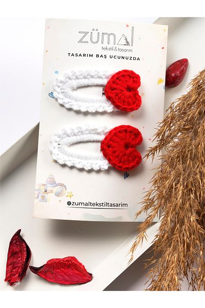 ZÜMAL Hand Knitted Snap Buckle My Heart Red White