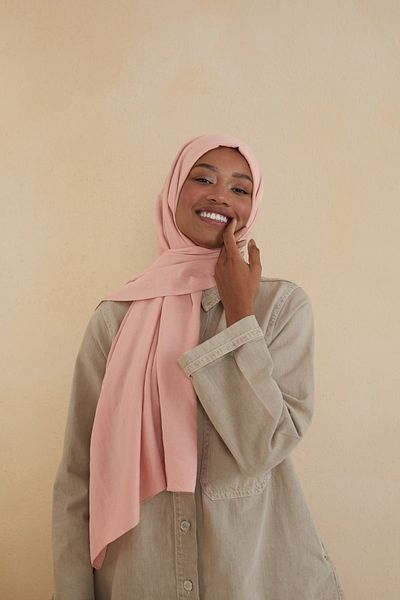 BURDEN IPEK Cotton Crochet Shawl Dawn Pink