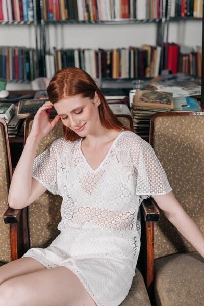 By Mare Style White V-Neck Embroidery Pola Top