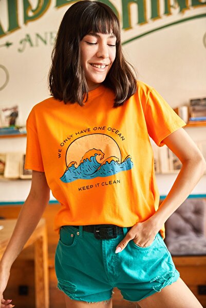 Olalook Women's Orange Ocean T-Shirt TSH-19000294