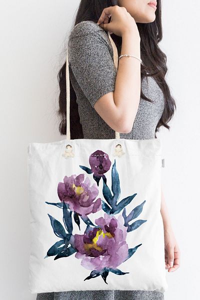 Realhomes Modern Zippered Fabric Beach Bag with Watercolor Motif and Rose Design