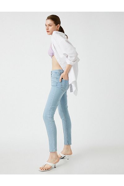 Koton Slim-Fit-Jeans – Röhrenjeans