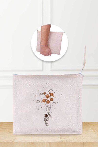 Gizeo Concept Ленена чантичка за грим с шарка на космически астронавт