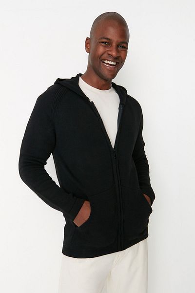 Trendyol Collection Schwarzer Slim Fit Cardigan mit Kapuze - TMNAW22HI1249