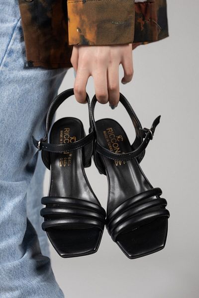 Riccon Schwarze Sandalen mit Absatz für Damen0012355