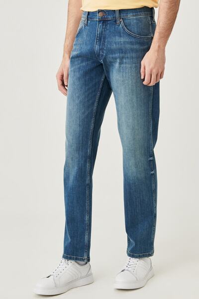 WRANGLER Greensboro Straight Fit Düşük Bel Denim Esnek Jean Kot Pantolon