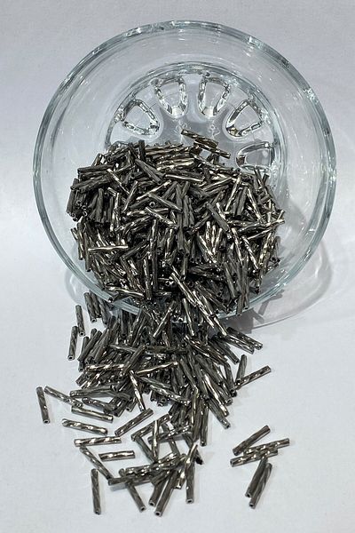 Hobigram Anthracite Grey Long Tube Beads 1 πακέτο 50 γραμμαρίων – Χάντρες, Κομψό Σχέδιο, Γυναικείο Αξεσουάρ