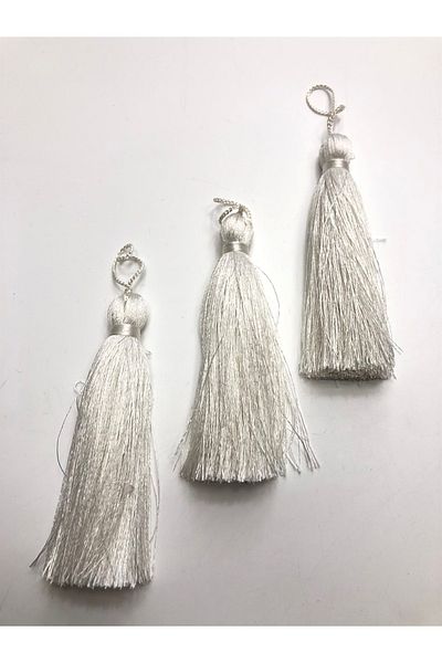Hobigram Off White Μονή Φούντα 10 cm 1 Τεμάχιο – Ειδικό Σχέδιο, Αξεσουάρ, Ποιοτική Παραγωγή, Στυλ που τραβάει τα βλέμματα