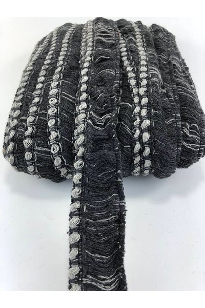 Hobigram Μαύρη γκρι λεπτομερής φούντα Orlon Fringe Stripe – Ειδικό σχέδιο, αξεσουάρ, ποιοτική παραγωγή, εντυπωσιακό στυλ