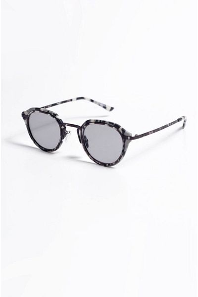 Atlas Accessory Fiona Metal Frame Oval Sunglasses Camouflage Frame