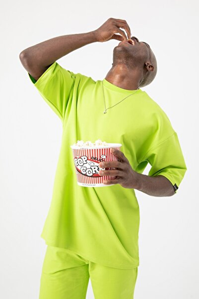 gothamvibes تي شيرت رجالي ذو قاعدة كبيرة باللون الأخضر الليموني