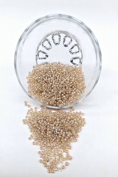Hobigram Ανοιχτόχρωμες χάντρες μινκ 3 mm – χάντρες, κομψό σχέδιο, γυναικείο αξεσουάρ – χάντρες