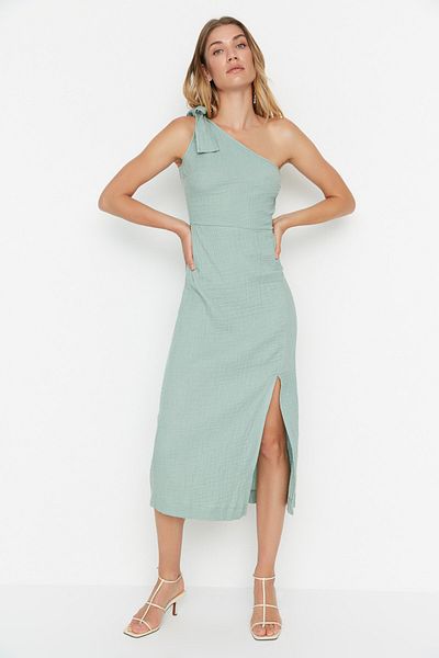 Trendyol Collection Φόρεμα από μουσελίνα με έναν ώμο με πράσινο σκίσιμο