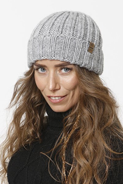 Vemod 75 Labeled Folded Knitted Beret - Gray