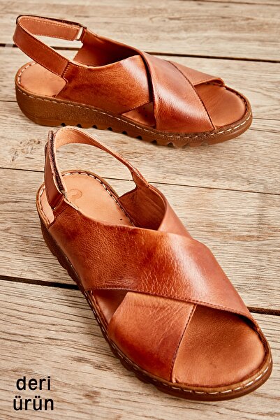 Bambi Hakiki Deri Taba Kadın Sandalet L0529001903