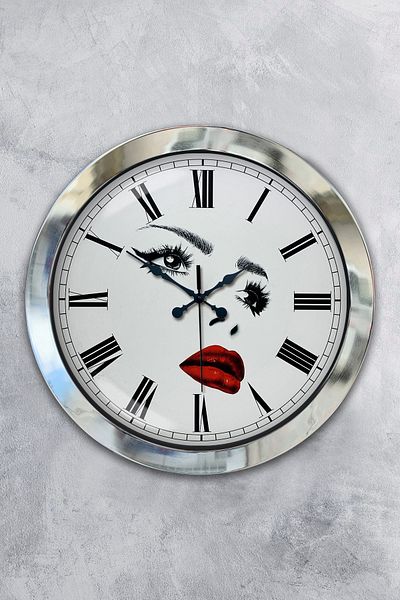 Kasva Concept Gift 36 cm Chrome Metal Beauty Salon Wall Clock