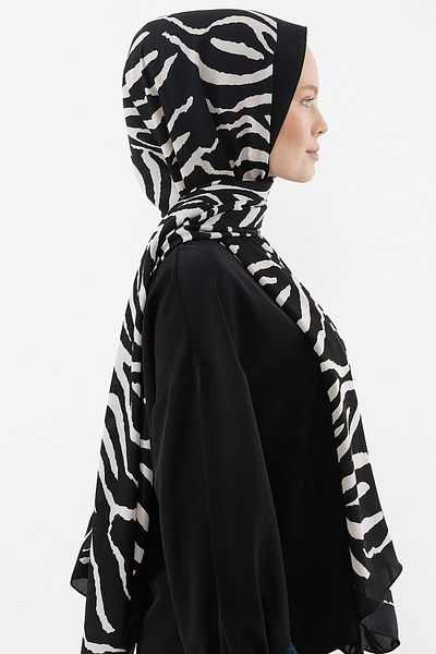 Julia Lauren Women's Medina Silk Shawl Black - Off-White Coated