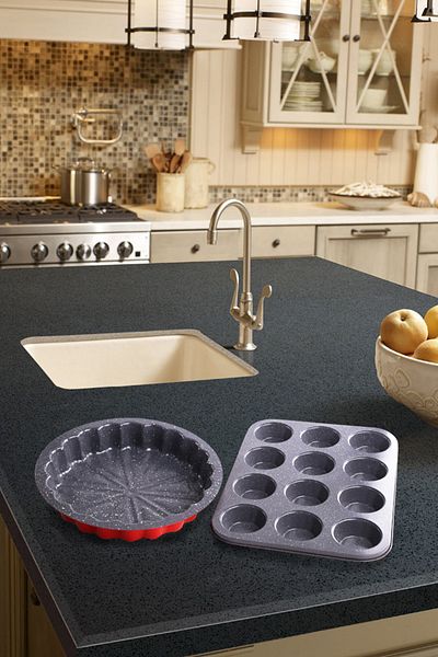 Aless 2 Piece Tart and Muffin Granite Cast Cake Mold