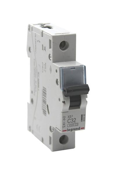 Legrand 403332 Xs3 C Tipi 1x32a 4.5ka Otomatik Sigorta
