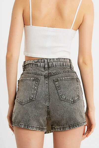 fehika Kadın Gri Denim Kot Şort Asimetrik Kapamalı Fermuarlı Jeans Şort Etek / Bermuda