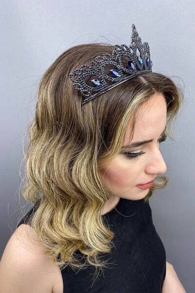 Limelia Coroana miresei și a hinei